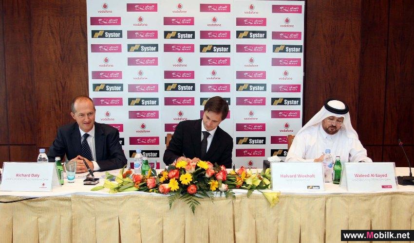 وليد السيد رئيس العمليات في كيوتل قطر، هالفارد ووكسهولت، مدير مشروع النتقال بنفس الرقم في شركة سيستور غروب، وريتشارد دالي الرئيس التنفيذي لفودافون قطر.