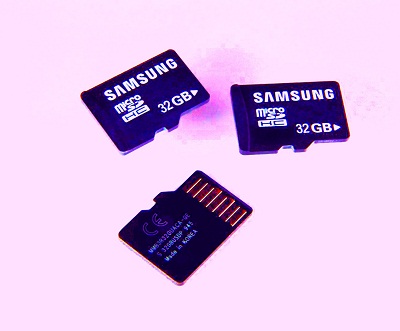 32GB microSD cards, 64GB moviNAND from Samsung